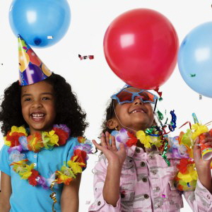 Two-girls-with-hats-and-balloons-MP900431190
