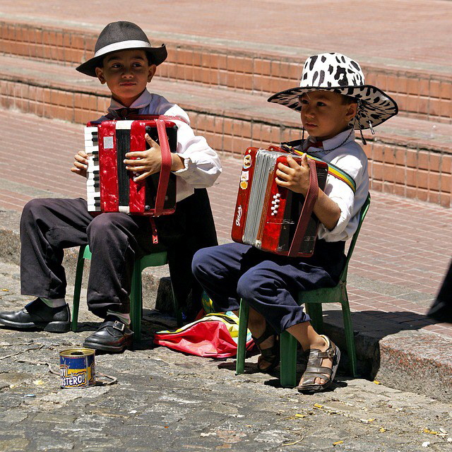 boys-with-accordians-children-50209_640