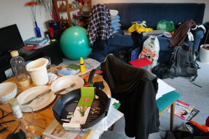 messy-room-chaos-227971_640